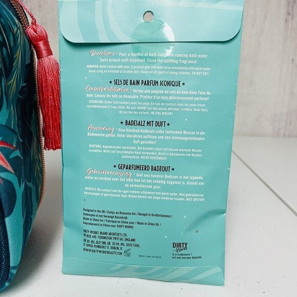 Dirty Works Hello Weekend Pamper Bag Set Body Wash Butter & Puff + Bath Salts - Picture 5 of 5
